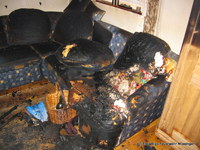 Mehrere Möbel fielen den Flammen zum Opfer